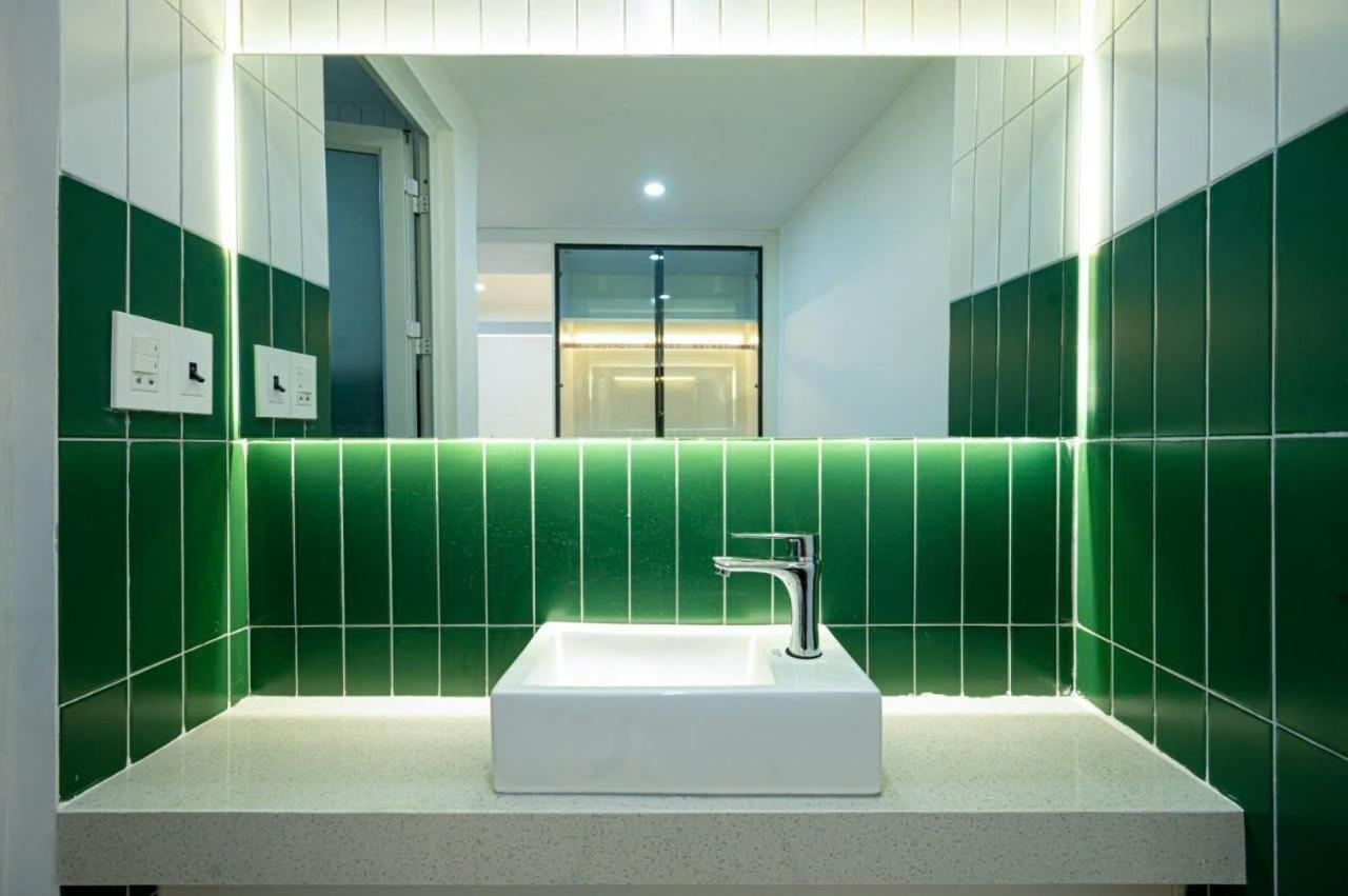 Q Hotel & Apartment Han Market Ντα Νανγκ Εξωτερικό φωτογραφία