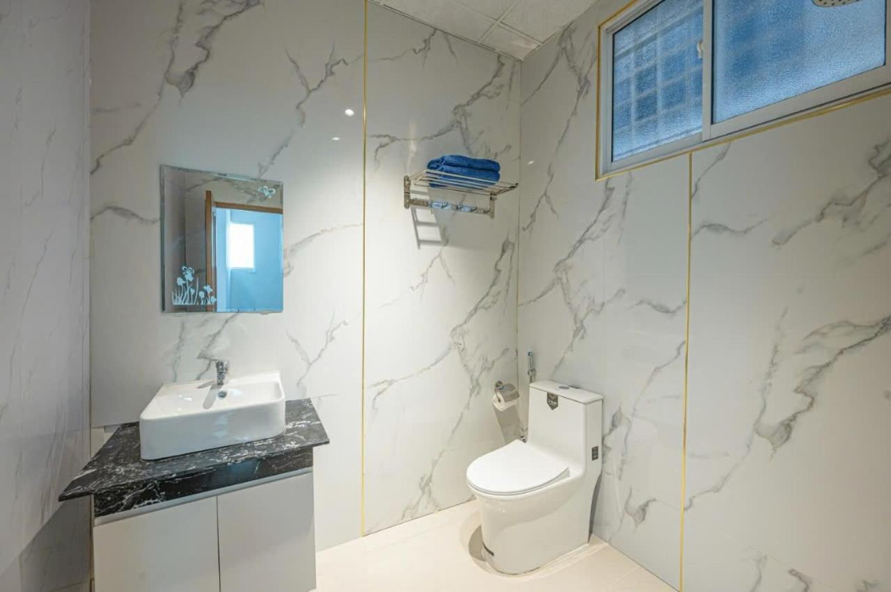 Q Hotel & Apartment Han Market Ντα Νανγκ Εξωτερικό φωτογραφία